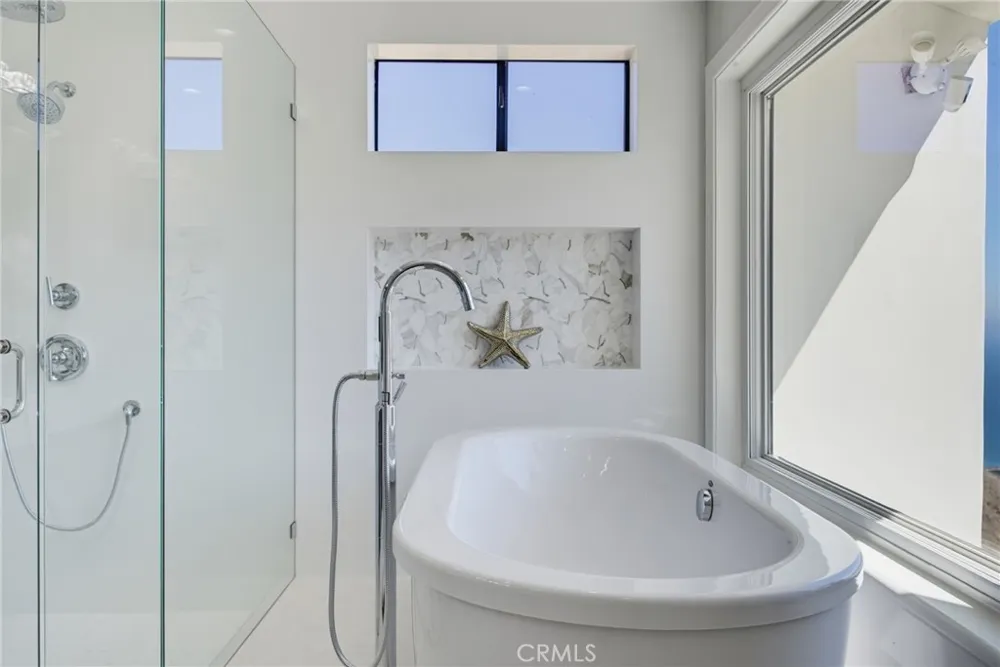 8 Burrell Lane Rancho Palos Verdes, CA 90275