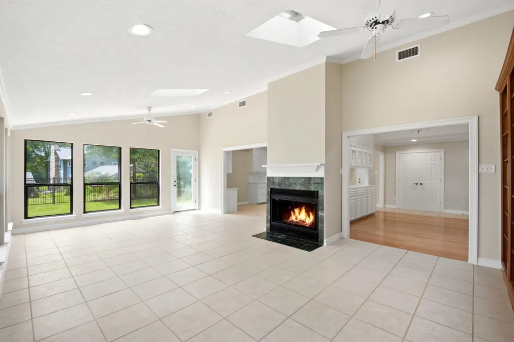 22509 Pebble Beach Way Huntsville, TX 77320