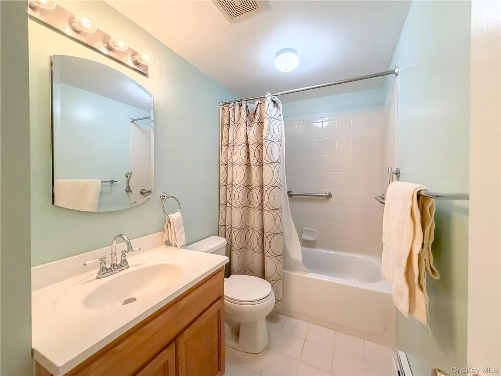 6106 Beach Front Road #73 Arverne, NY 11692