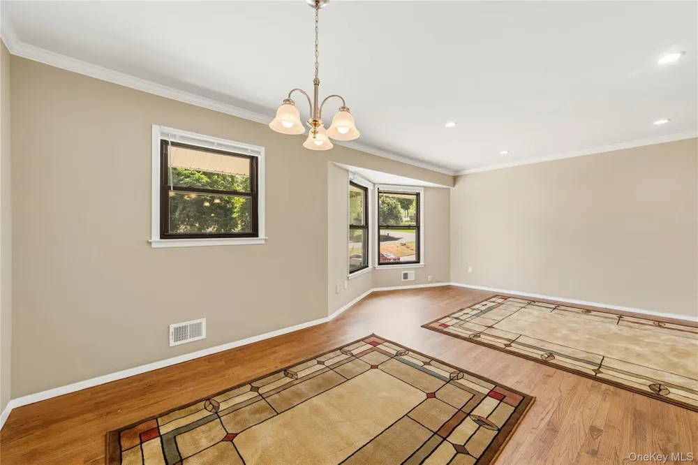 27 Walden Court #J Yorktown Heights, NY 10598