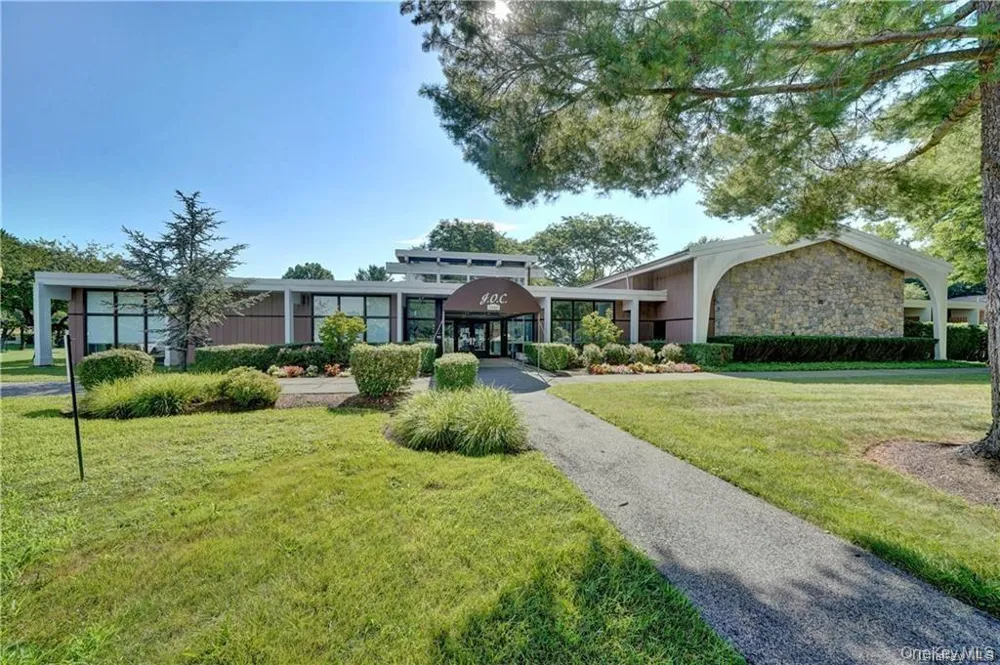 27 Walden Court #J Yorktown Heights, NY 10598