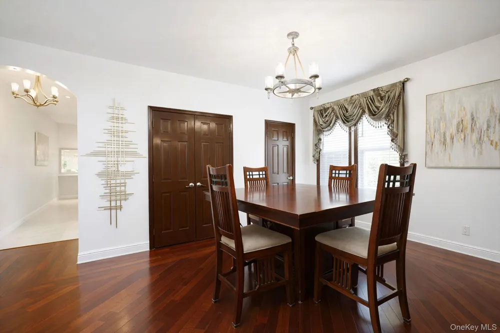 34 Simonson Place Staten Island, NY 10302