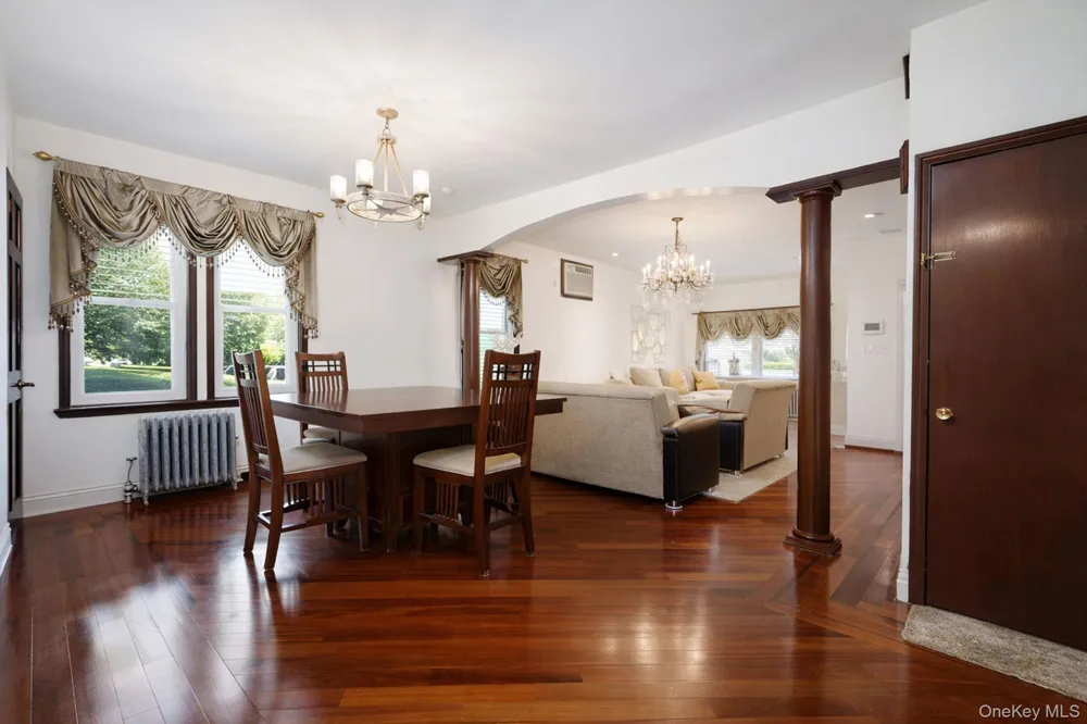 34 Simonson Place Staten Island, NY 10302