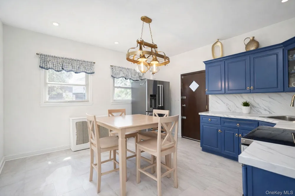 34 Simonson Place Staten Island, NY 10302