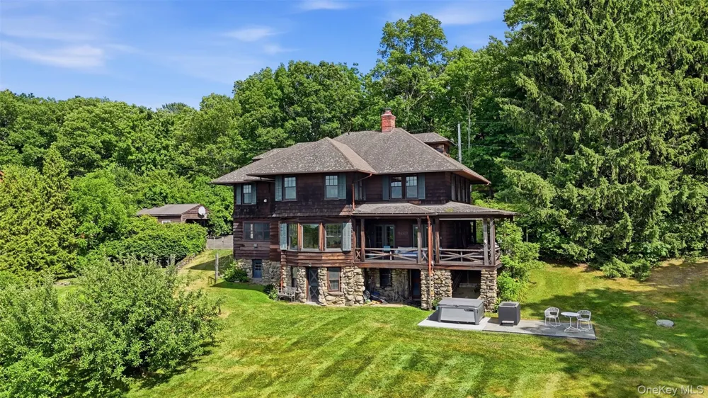 37 Ridge Road Cornwall, NY 12518