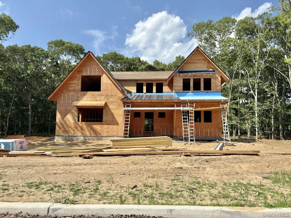 85 - Lot 4 North Phillips Avenue Speonk, NY 11972