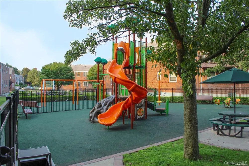 260-40 Langston Avenue #A Glen Oaks, NY 11004