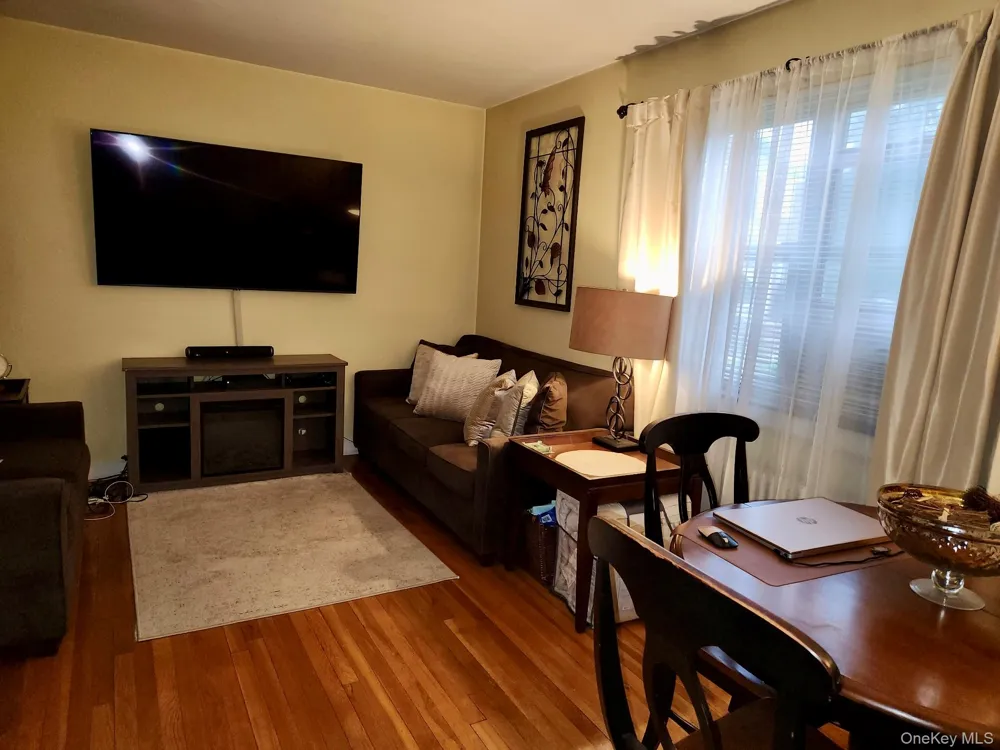 260-40 Langston Avenue #A Glen Oaks, NY 11004