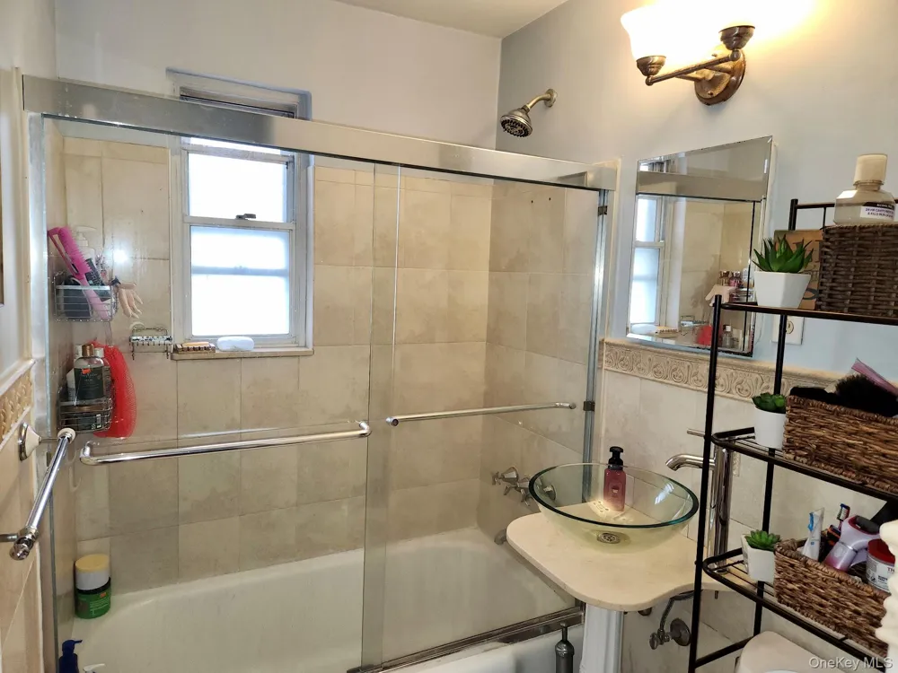 260-40 Langston Avenue #A Glen Oaks, NY 11004