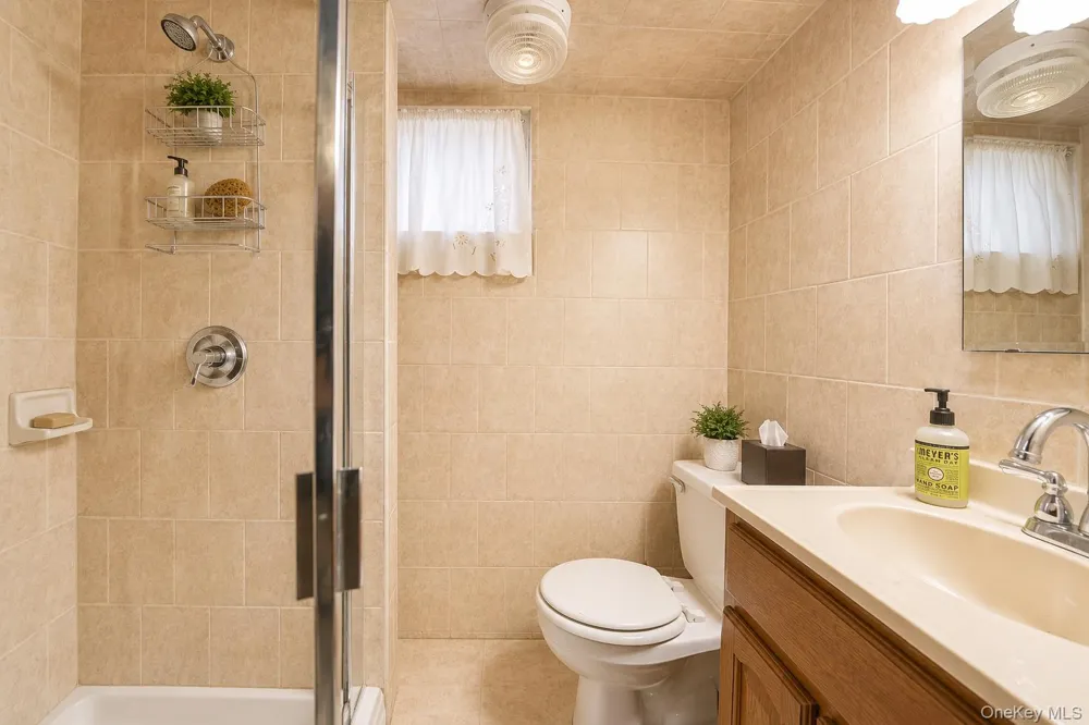 6149 62nd Avenue Middle Village, NY 11379
