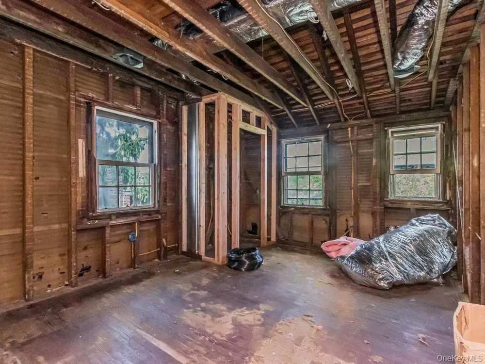 484 E 5th Street Mount Vernon, NY 10553