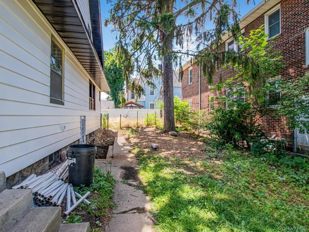 484 E 5th Street Mount Vernon, NY 10553