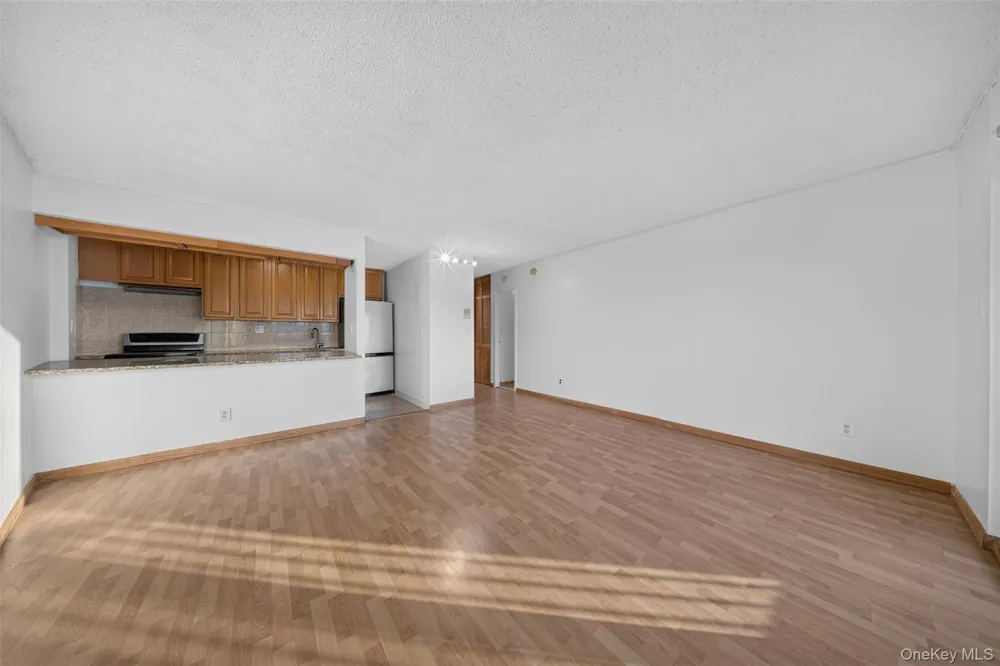 25-40 Shore Boulevard #15Q Astoria, NY 11102