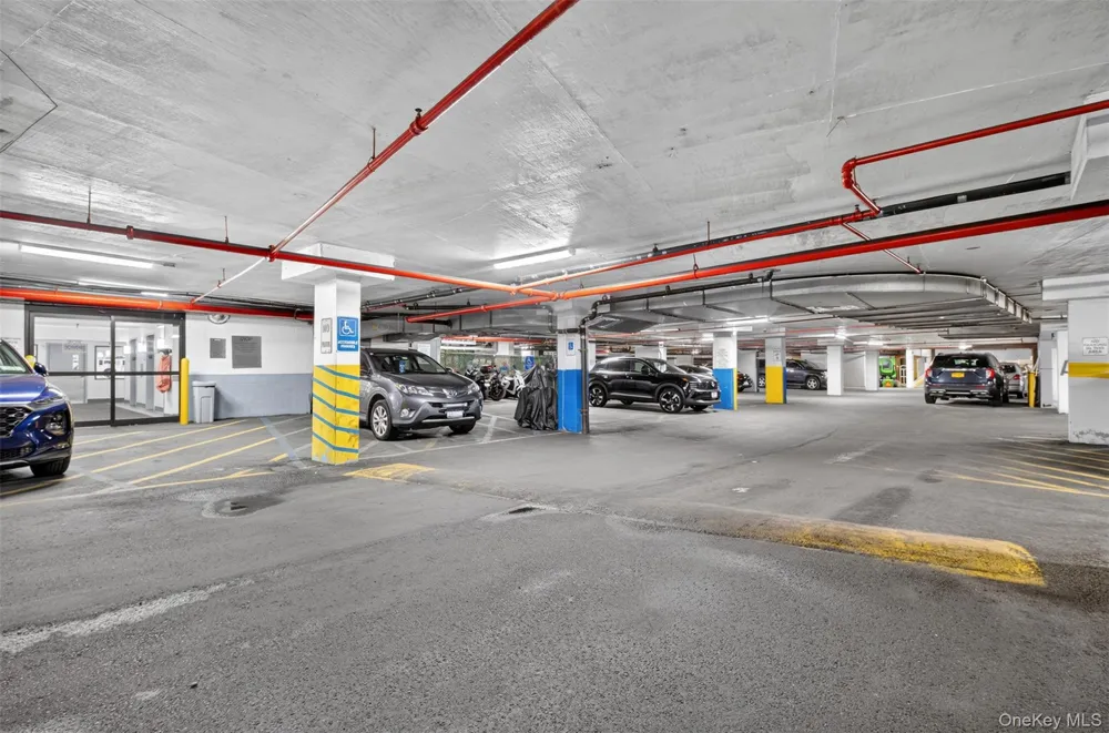 25-40 Shore Boulevard #15Q Astoria, NY 11102