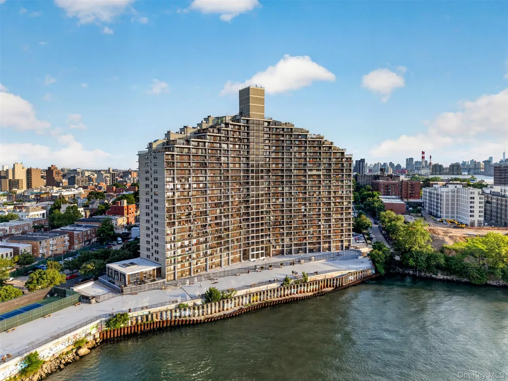 25-40 Shore Boulevard #15Q Astoria, NY 11102