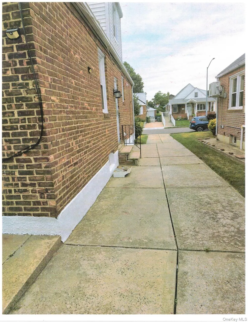 118-26 229 Cambria Heights, NY 11412