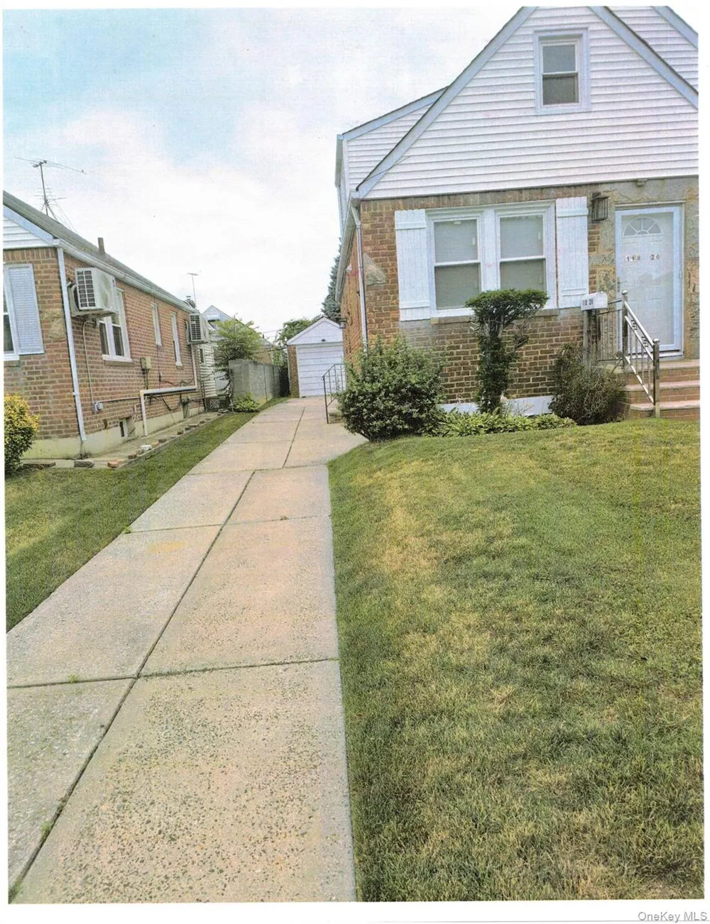 118-26 229 Cambria Heights, NY 11412