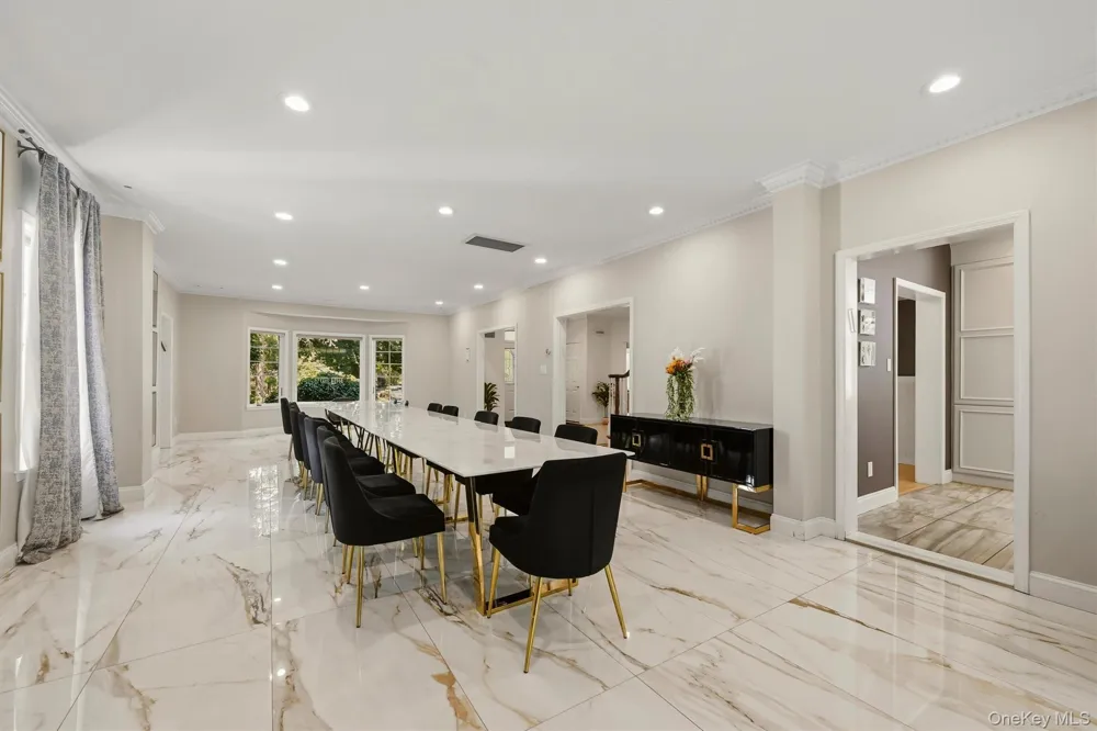 281 Phillips Hill Road New City, NY 10956