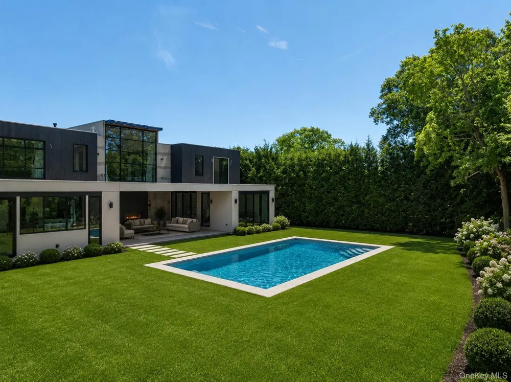 1322 Everit Place Hewlett Harbor, NY 11557