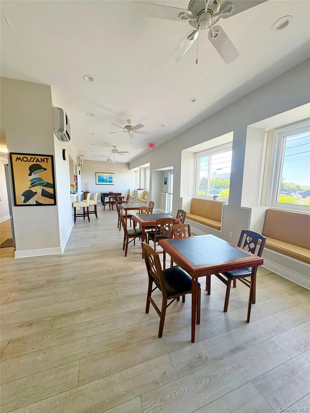585 Dune Road #A-21 Westhampton Beach, NY 11978