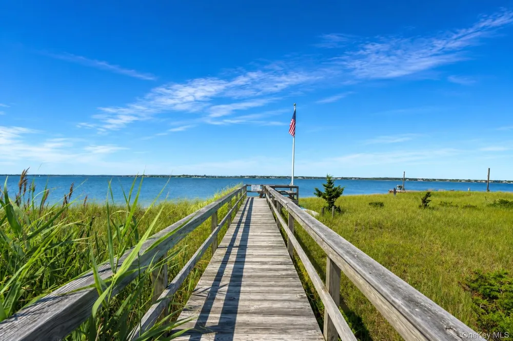 585 Dune Road #A-21 Westhampton Beach, NY 11978