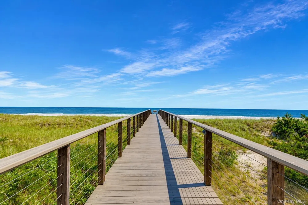 585 Dune Road #A-21 Westhampton Beach, NY 11978