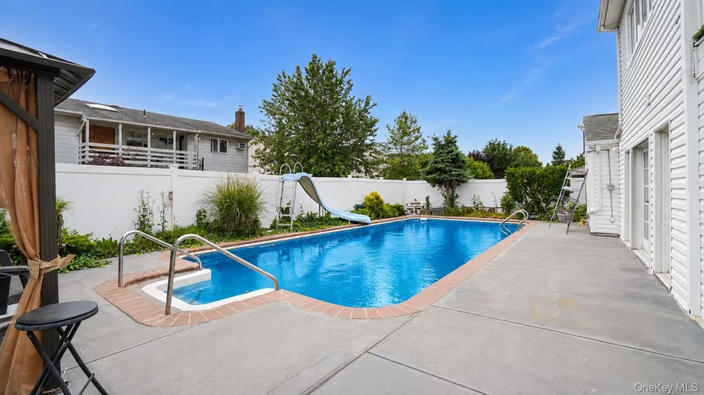 2694 Dorothy Street Bellmore, NY 11710