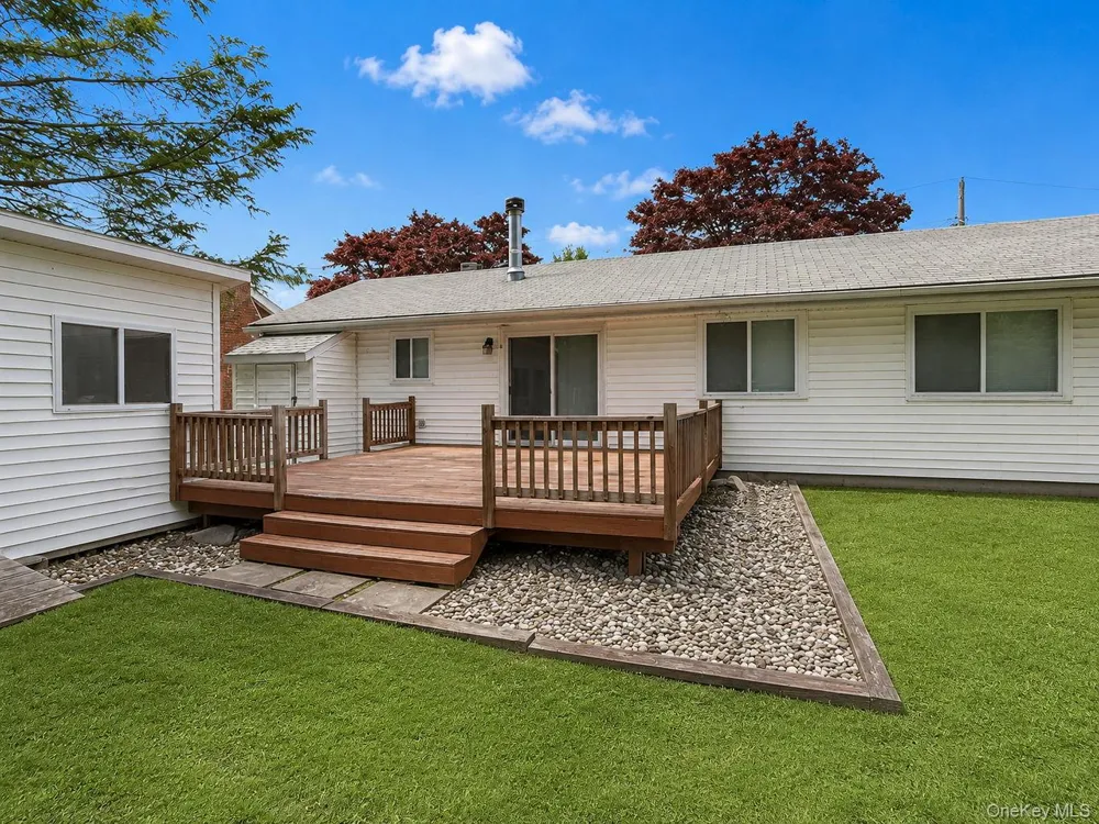 5 High View Terrace Rock Hill, NY 12775