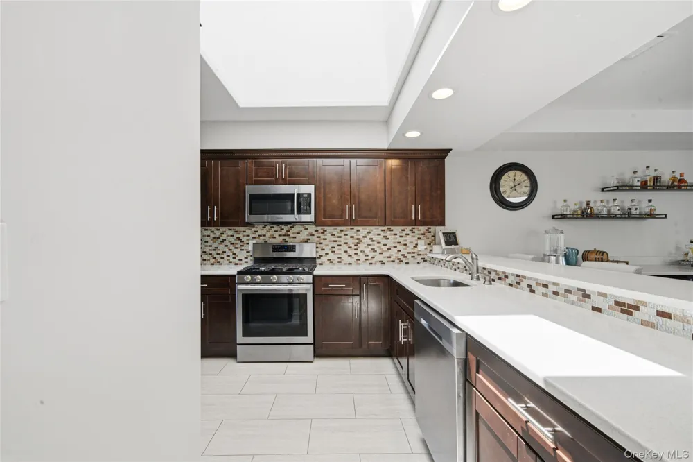 103 Fox Hill Drive Baiting Hollow, NY 11933