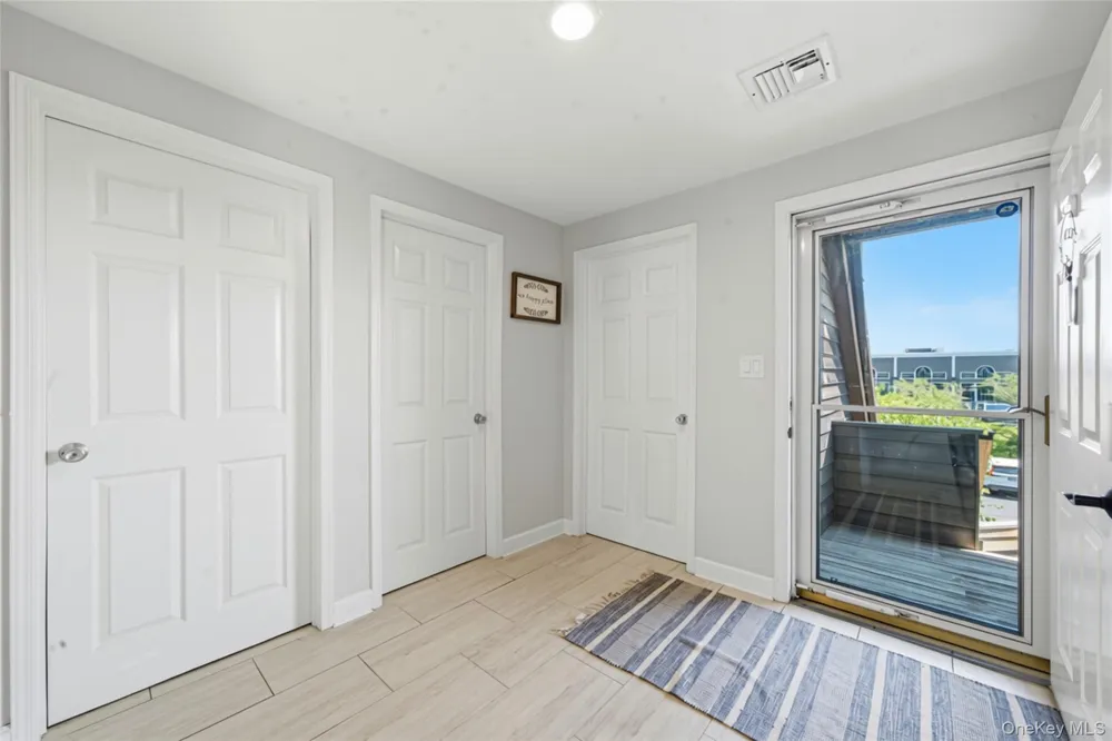 103 Fox Hill Drive Baiting Hollow, NY 11933