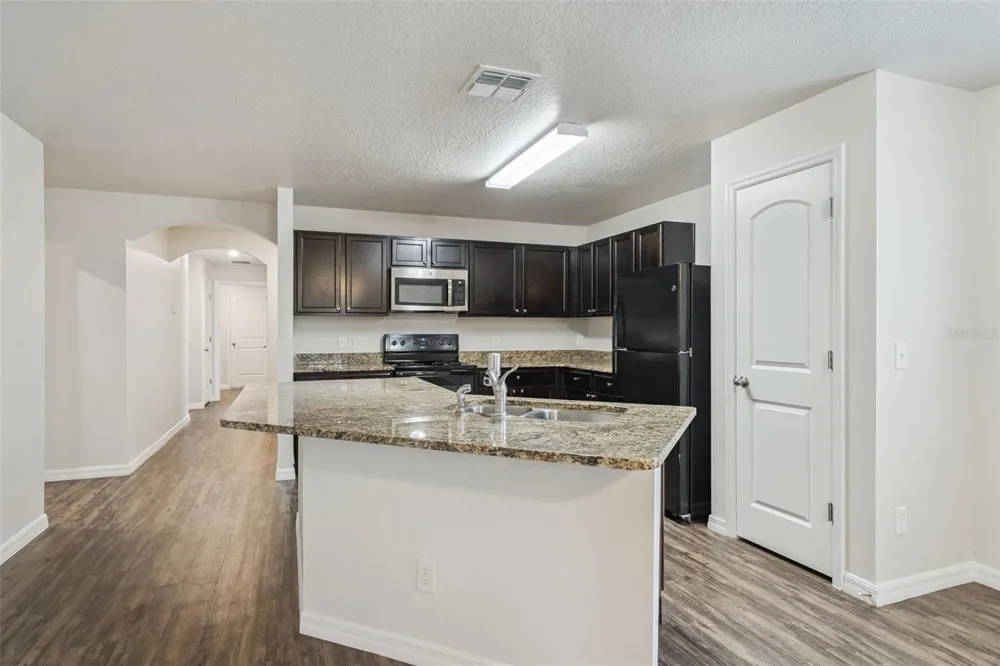 2222 CASPIAN DRIVE Lakeland, FL 33805