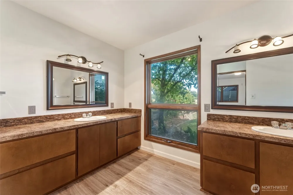 84903 & 84895 Lyle Lane Milton-Freewater, OR 97862