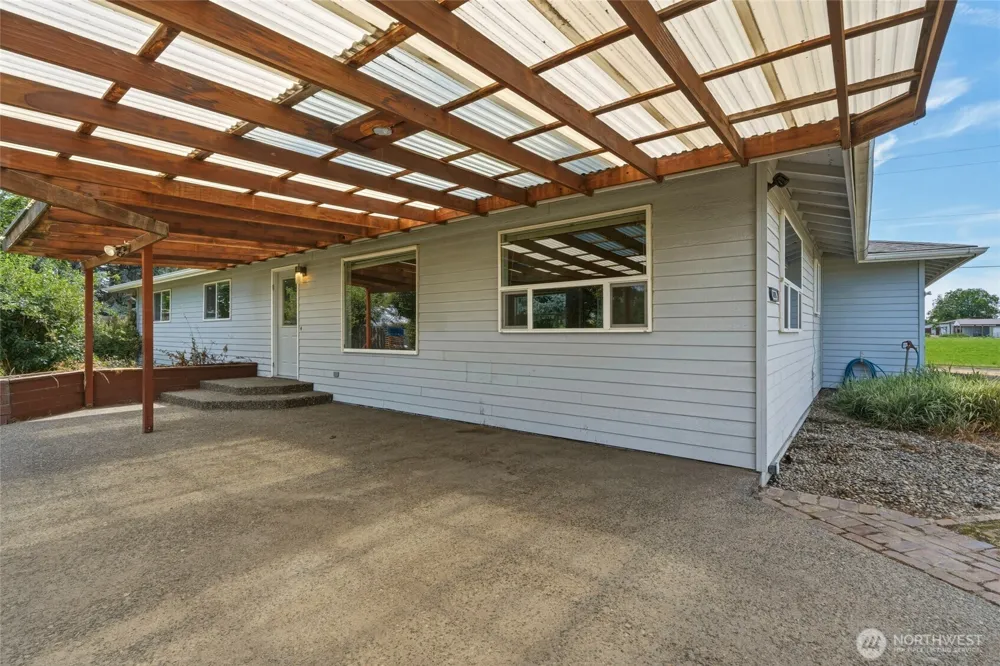 84903 & 84895 Lyle Lane Milton-Freewater, OR 97862
