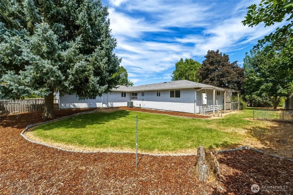 84903 & 84895 Lyle Lane Milton-Freewater, OR 97862