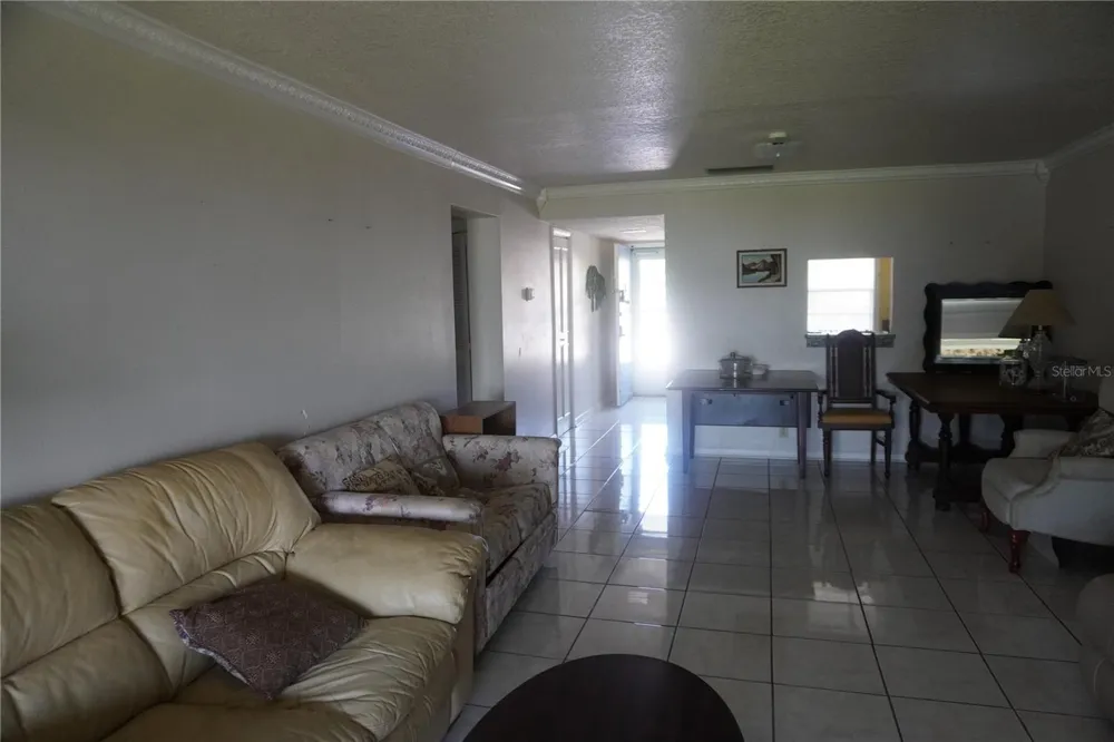 333 LAKE HOWARD DRIVE NW #303A Winter Haven, FL 33880