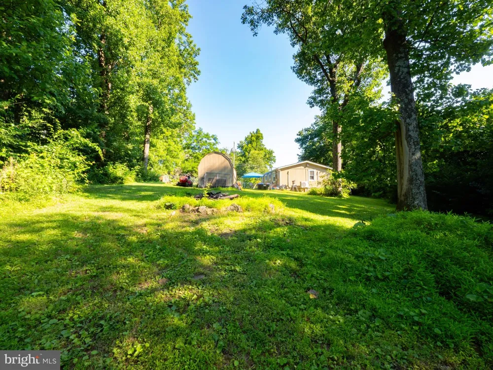 1001 BIFROST WAY Linden, VA 22642