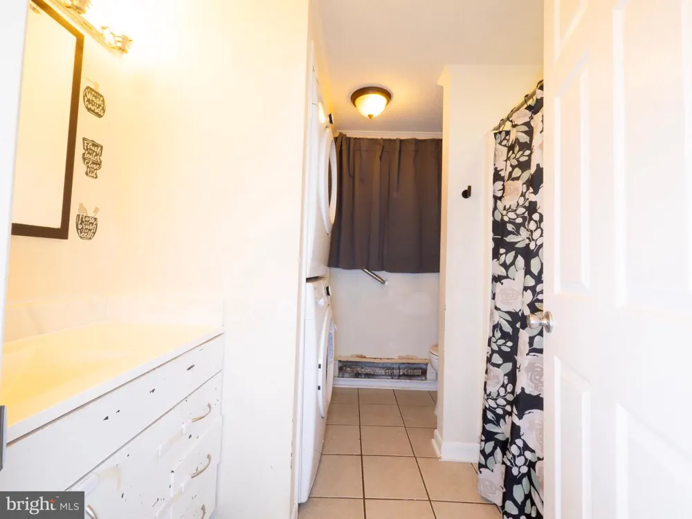 1001 BIFROST WAY Linden, VA 22642