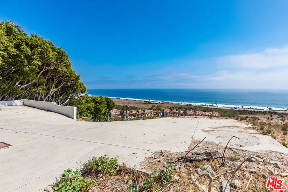 31113 Bailard Road #A Malibu, CA 90265