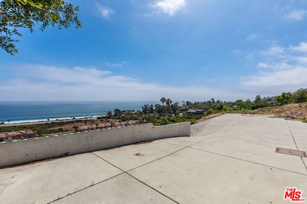 31113 Bailard Road #A Malibu, CA 90265