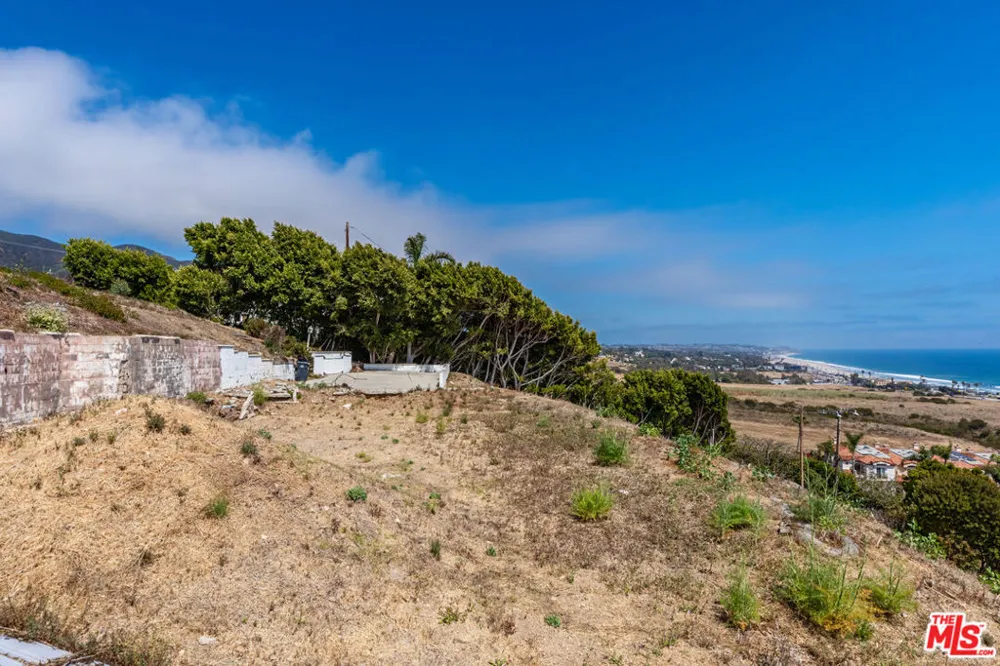 31113 Bailard Road #A Malibu, CA 90265