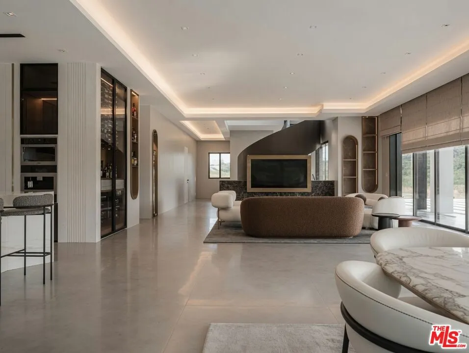 31113 Bailard Road #A Malibu, CA 90265