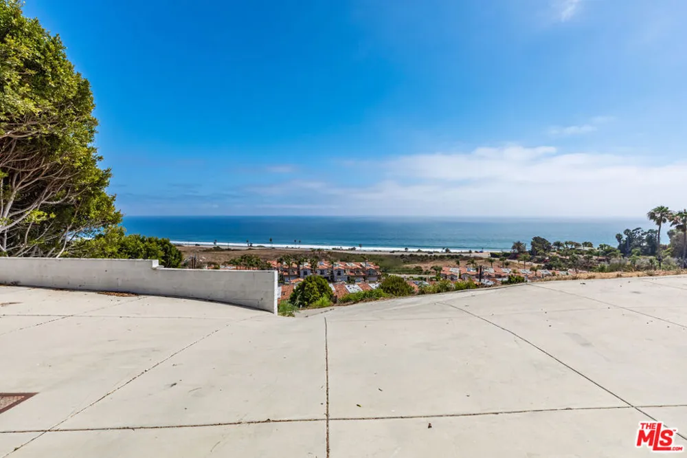 31113 Bailard Road #A Malibu, CA 90265