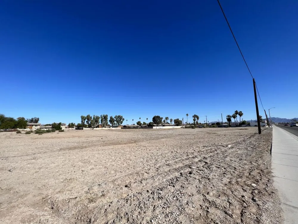 1367 Hobsonway Blythe, CA 92225