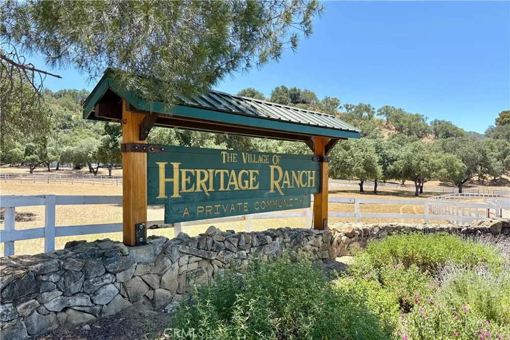 2148 Yellow Feather Circle Paso Robles, CA 93446