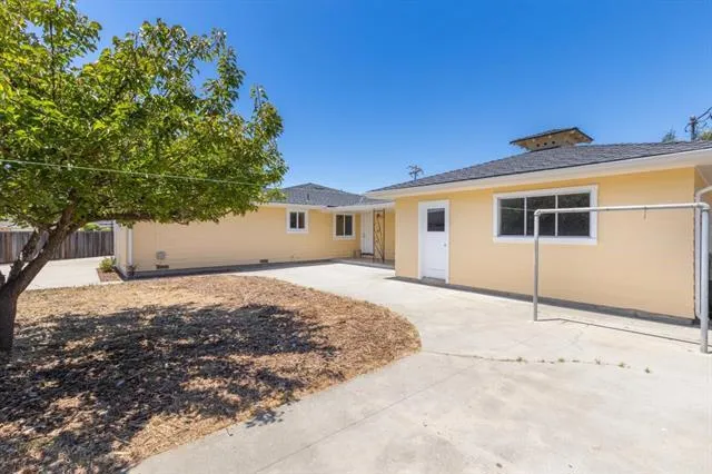 729 Martinelli Street Watsonville, CA 95076