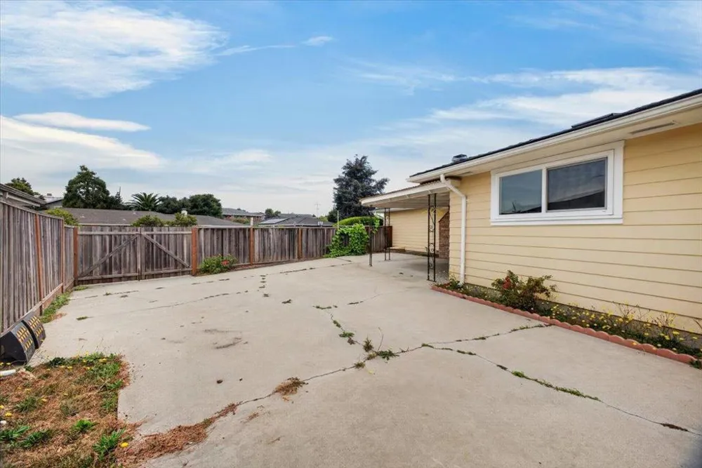 729 Martinelli Street Watsonville, CA 95076