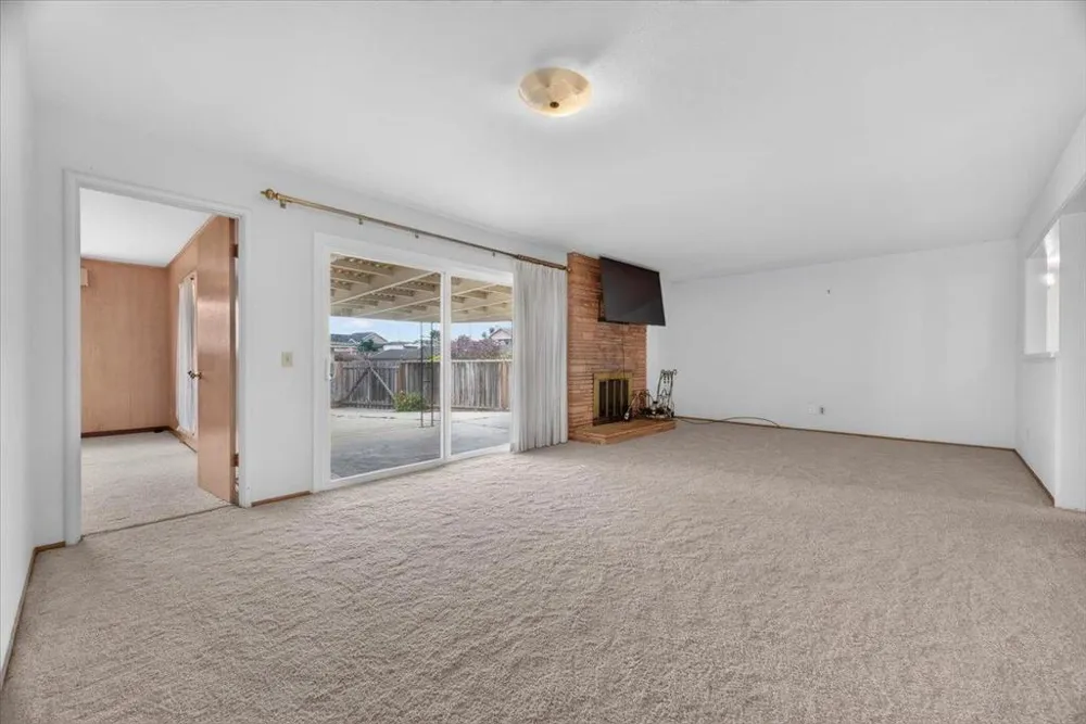729 Martinelli Street Watsonville, CA 95076