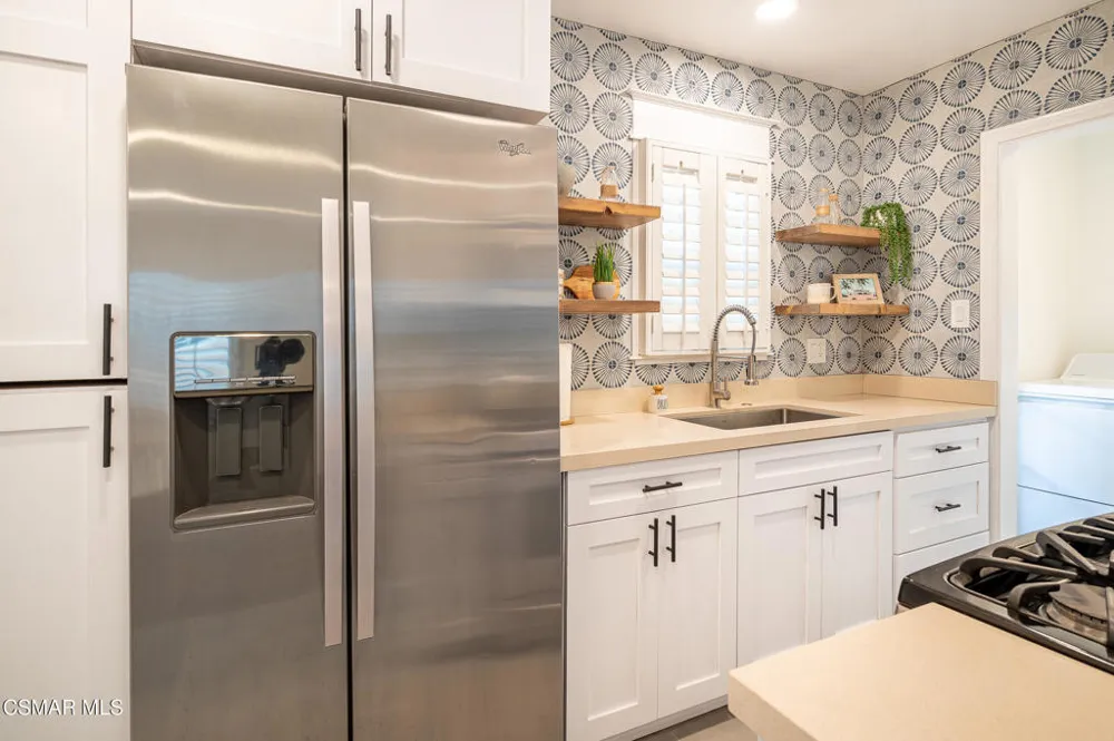 12247 Cedar Avenue Hawthorne, CA 90250