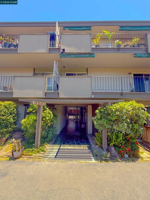 155 Canal St #12