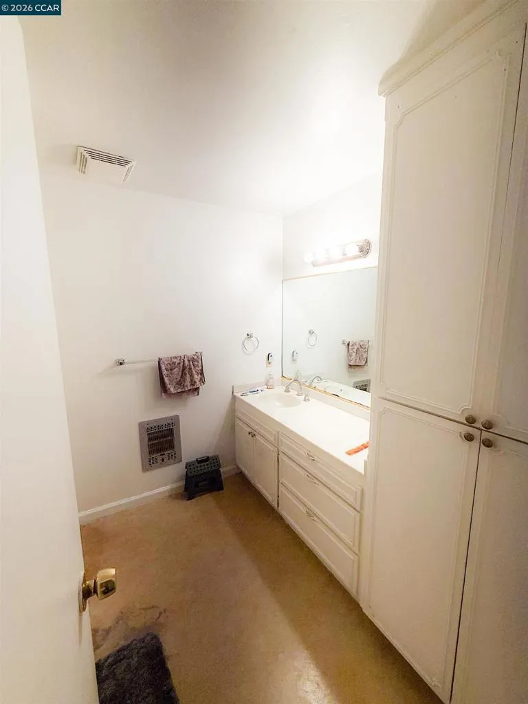 155 Canal St #12 San Rafael, CA 94901